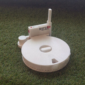 Barkr TR8 - Treat machine